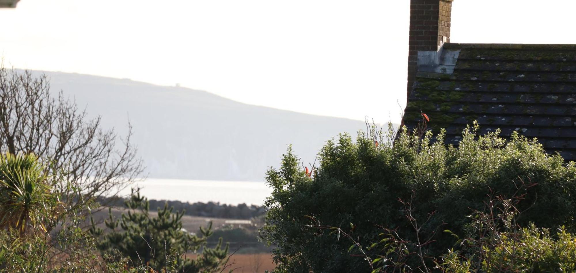 The Hideaway - Luxury Self Catering Coastal Apartment With Private Entrance & Key Box Entry Just A Few Minutes Walk To The Beach, Solent Way Walk, Shops And Many Eateries & Bars - Free Off Road Parking,Full Kitchen, Lounge,Bedroom , Bathroom & Wi-Fi Лимингтон Экстерьер фото